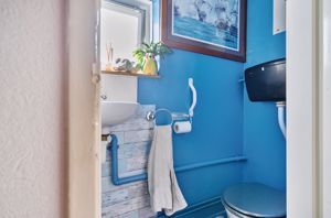 WC- click for photo gallery